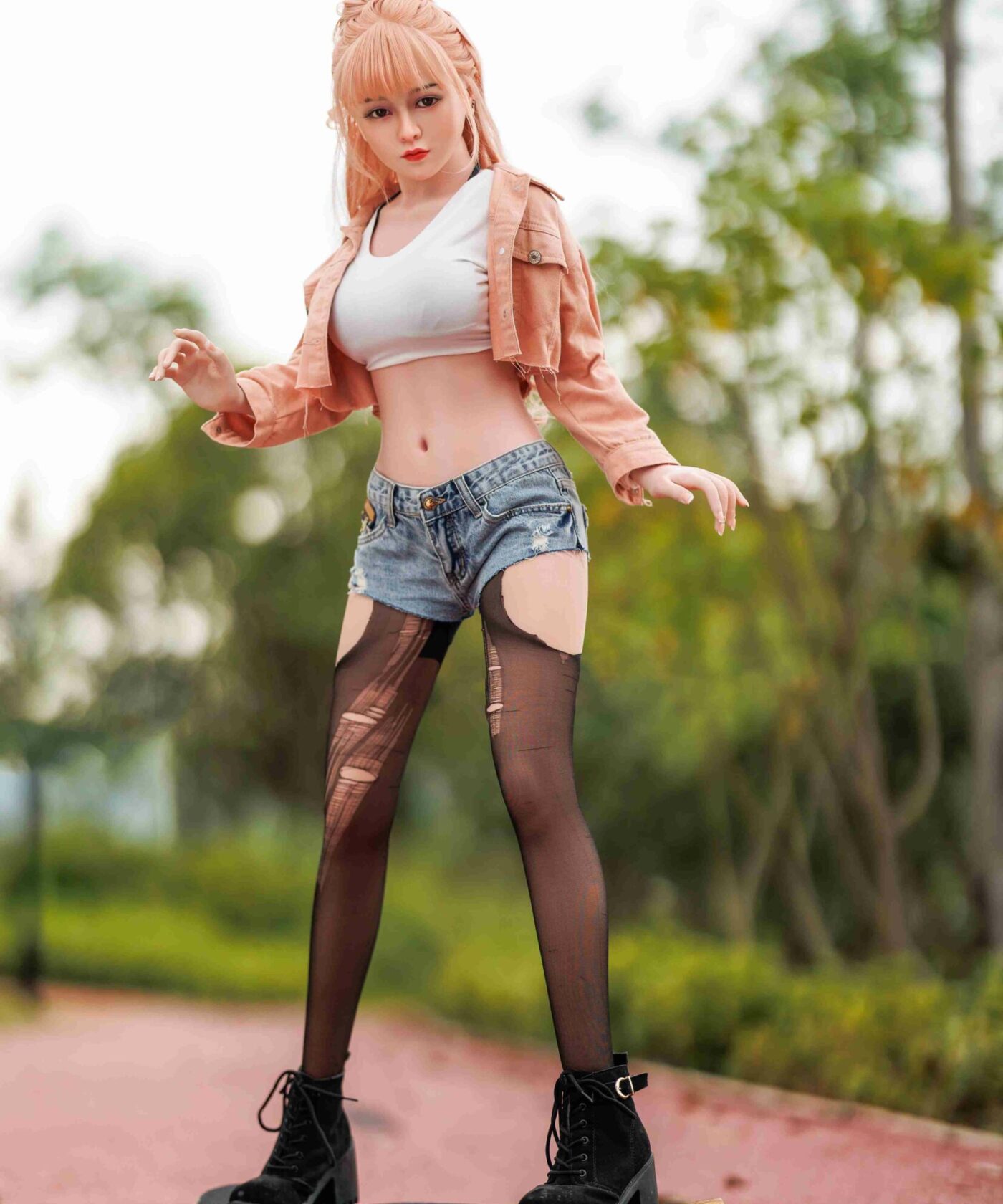 Alternative view of New Asia Face #369