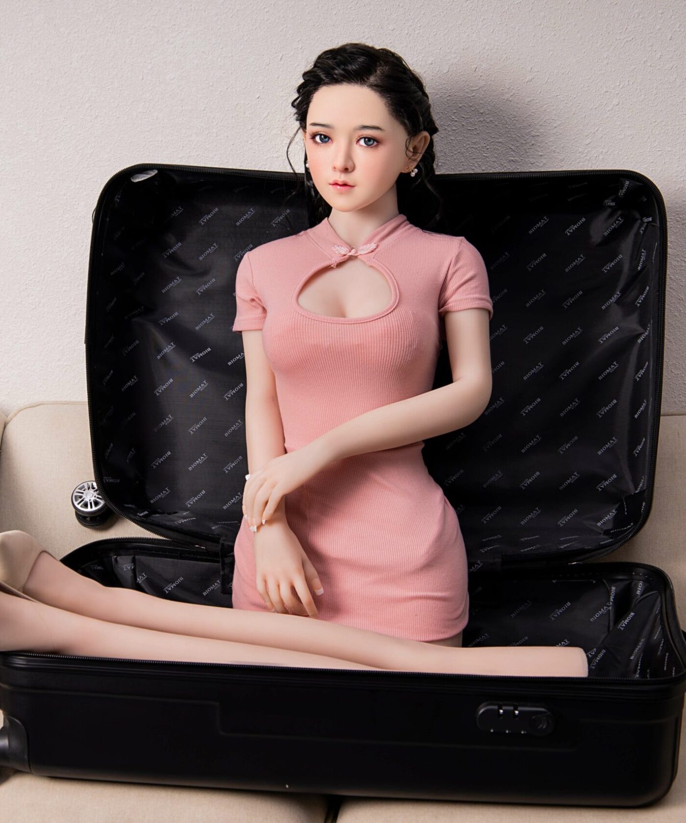 Alternative view of New Asia Face #301