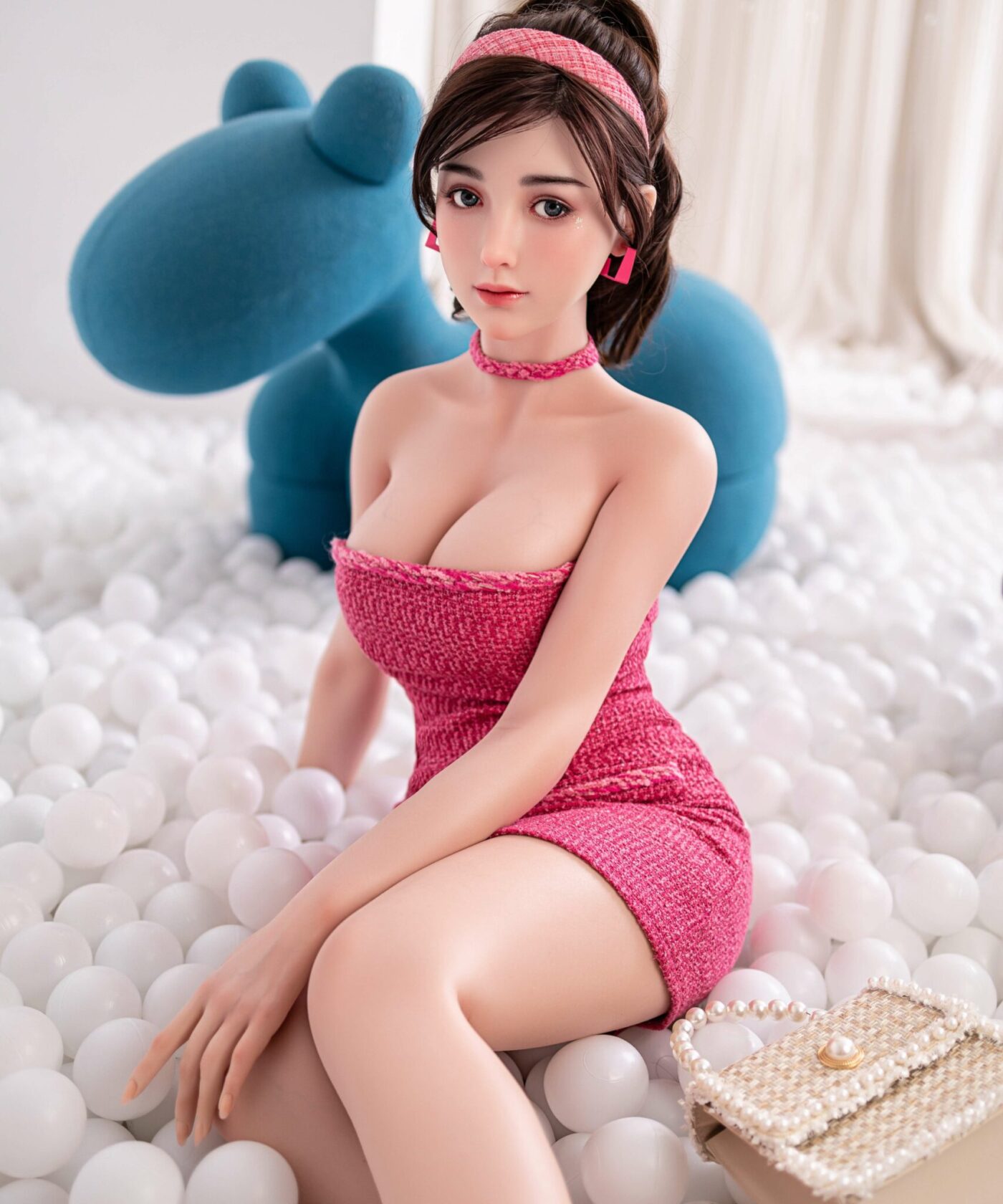 Alternative view of New Asia Face #290