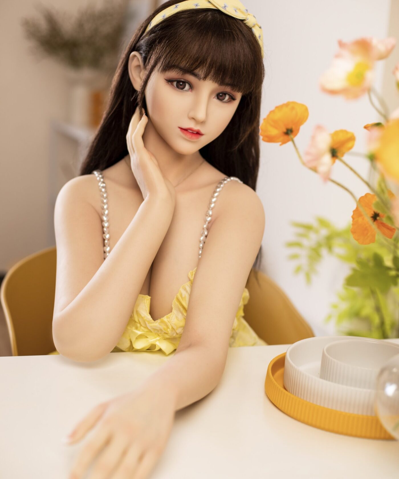 Alternative view of New Asia Face #348