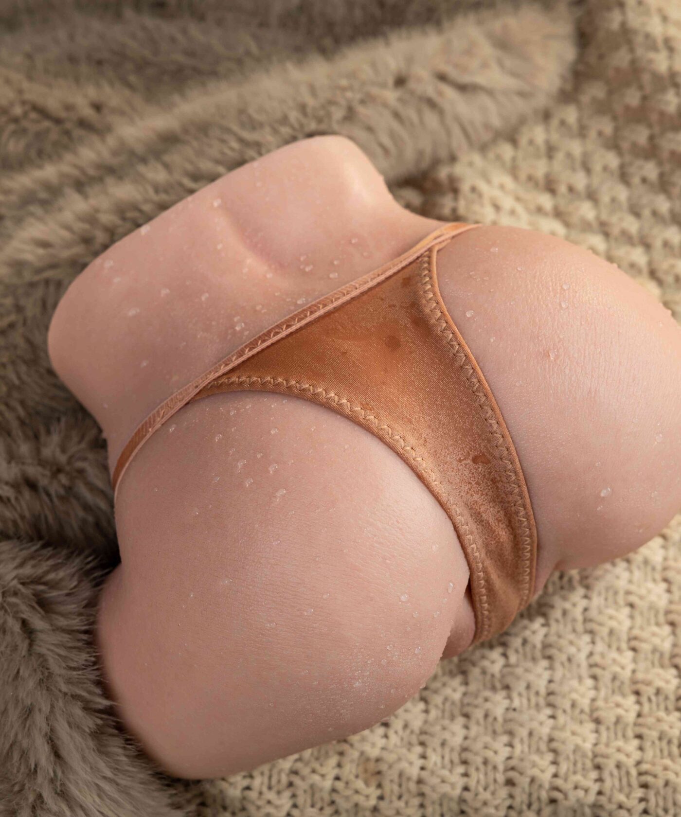 Alternative view of Butt08(2.1KG)-White